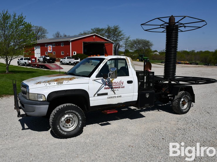 1995-dodge-ram-3500-image-1
