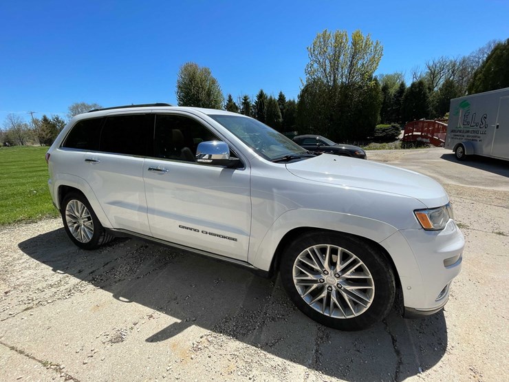 2018-jeep-grand-cherokee-image-4