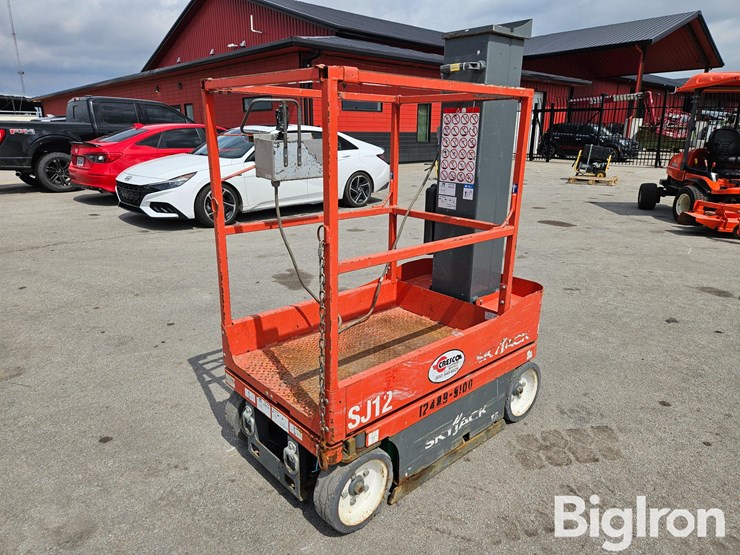 2016-skyjack-sj12-image-5