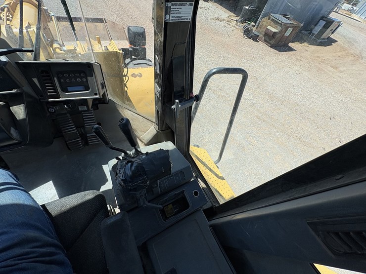 2002-caterpillar-950g-image-12