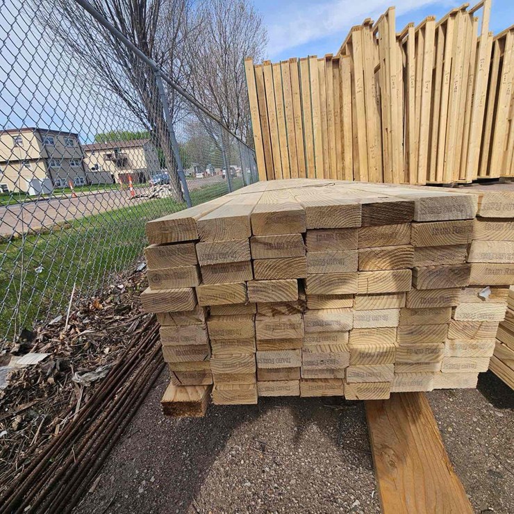 2x4 Lumber