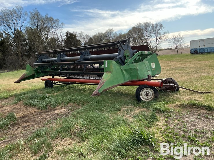 1988-john-deere-920-image-1