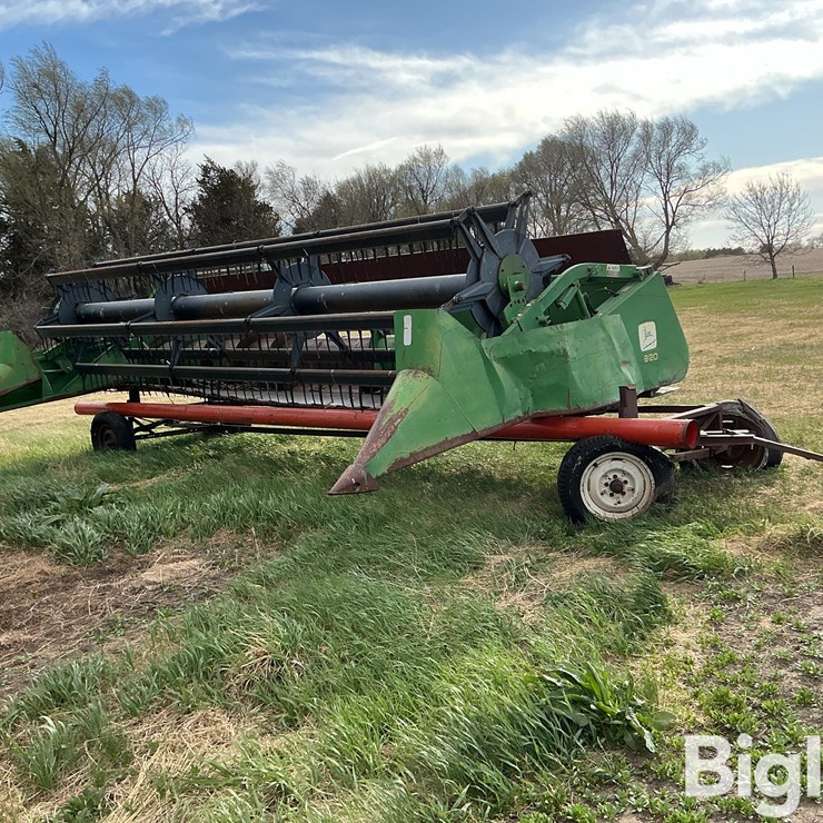 1988 JOHN DEERE 920