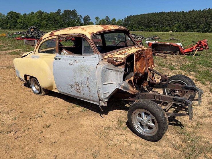 1953-chevy-210-club-coupe-image-2