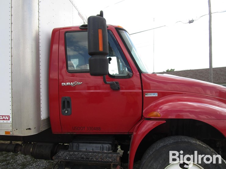2013-international-durastar-4400-image-16
