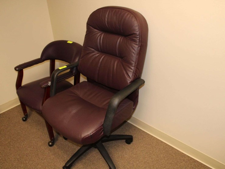 office-chairs-on-casters-image-4