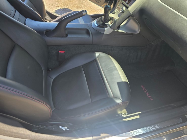 #24025-•-2007-pontiac-solstice-gxp-convertible-image-53