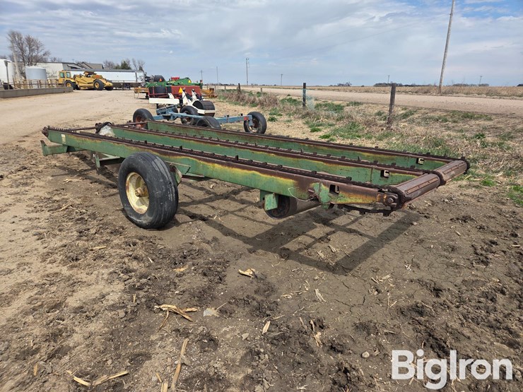 john-deere-200-image-7
