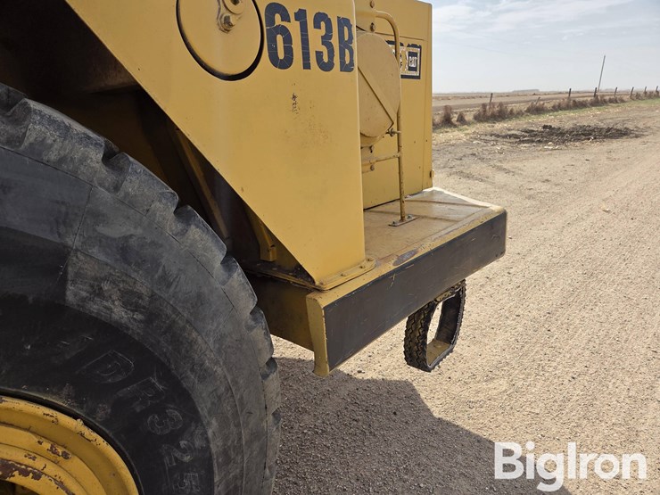 1979-caterpillar-613b-image-15