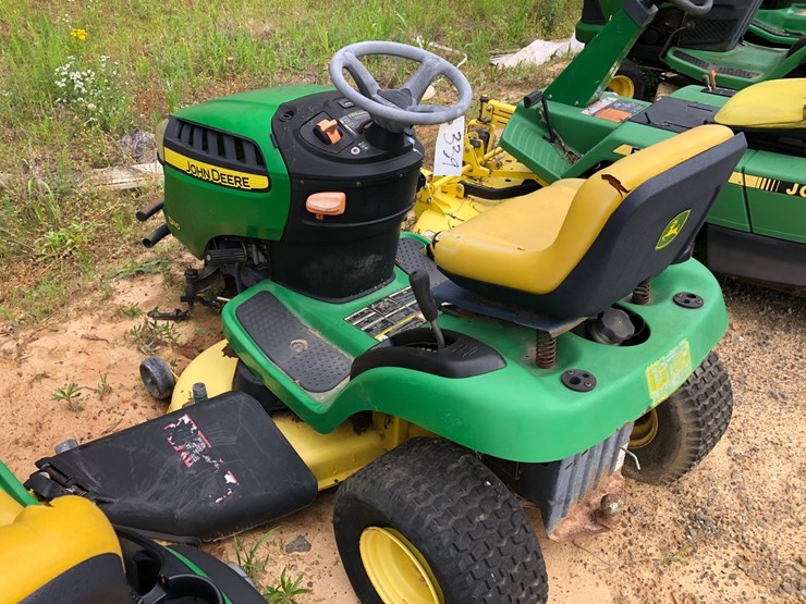 john-deere-d110-image-2