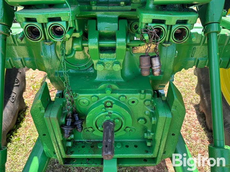 1963-john-deere-3010-image-17