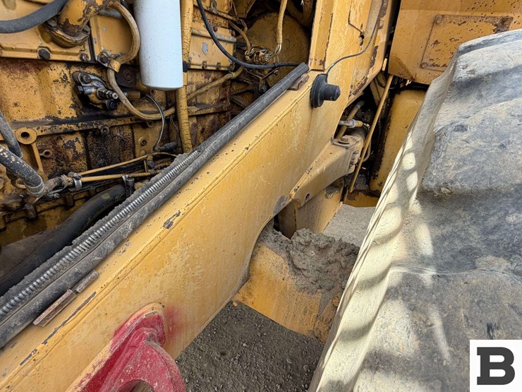 caterpillar-960f-image-30