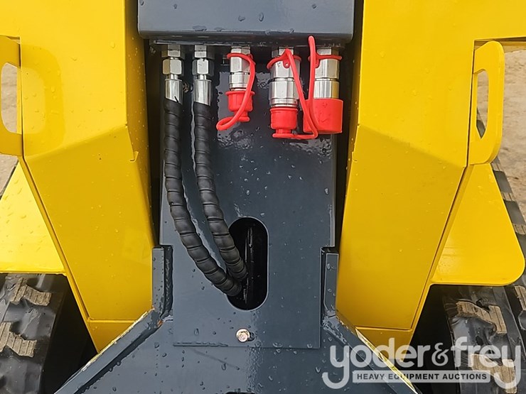 unused-2025-n480-rubber-tracked-ride-on-mini-skidsteer-loader,-canopy-3"-bucket-image-18