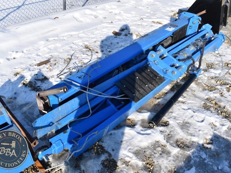 bisontek-two-post-car-lift-41225-image-11
