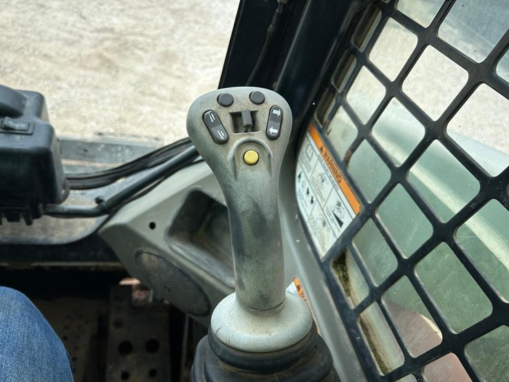 bobcat-t630-image-20