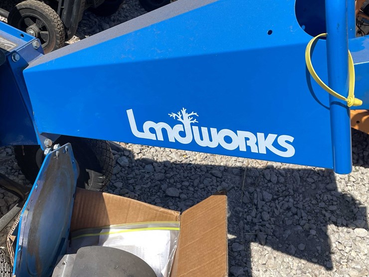 #7399-•-land-works-wood-chipper-image-6