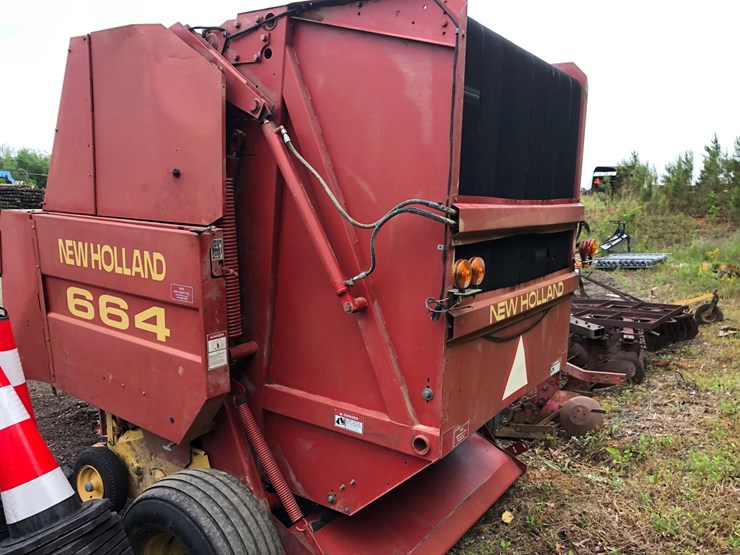 new-holland-664-image-5
