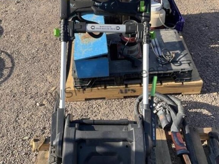 pallet-of-misc-image-5