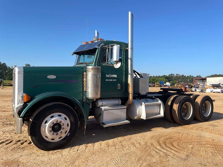1998-peterbilt-379-image-2