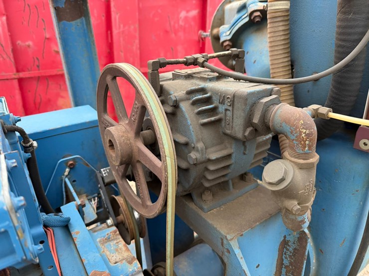 #3890-•-towable-water-pump-image-30