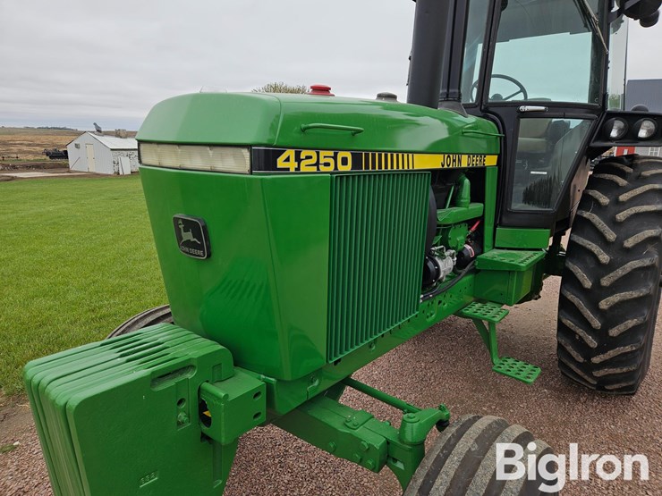 1983-john-deere-4250-image-17