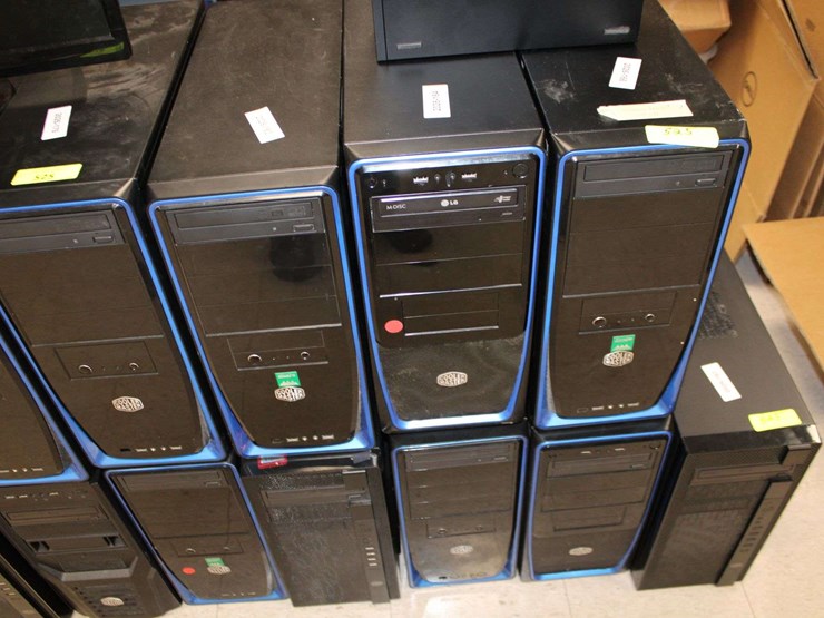 lot-of-17-destop-computers-&-flat-screen-monitor-image-6