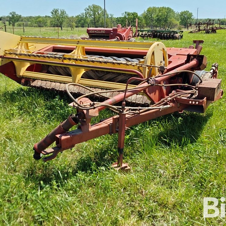 1982 NEW HOLLAND 488