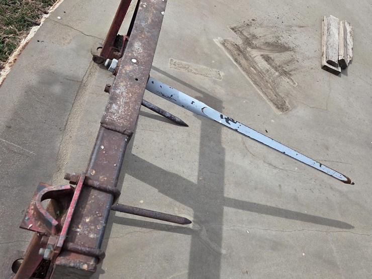 westendorf-bale-spear-image-6
