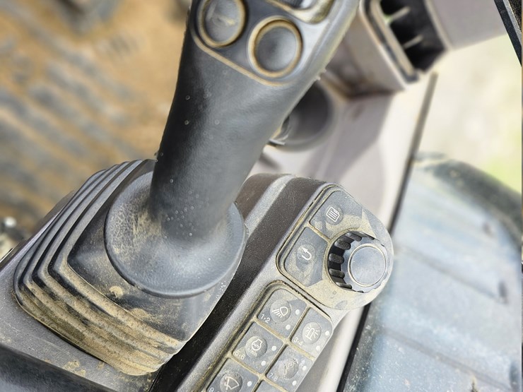 kubota-kx057-5-image-13