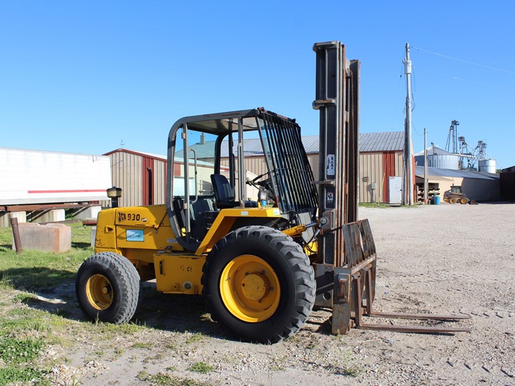 jcb-930-image-1