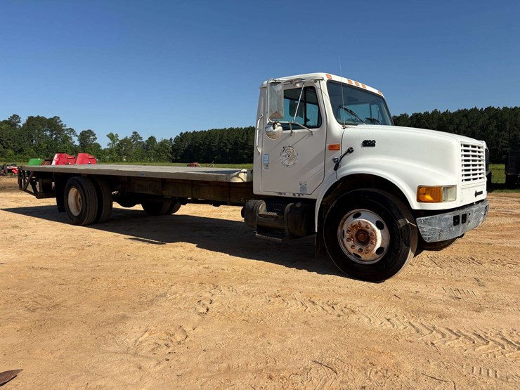 2000-international-4700-image-4
