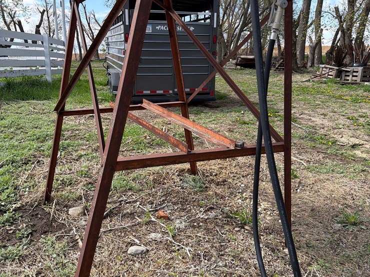 300-gallon-fuel-barrel-w/-stand-image-7