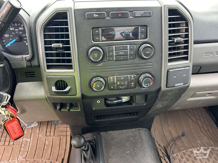 2017-ford-f250-image-24