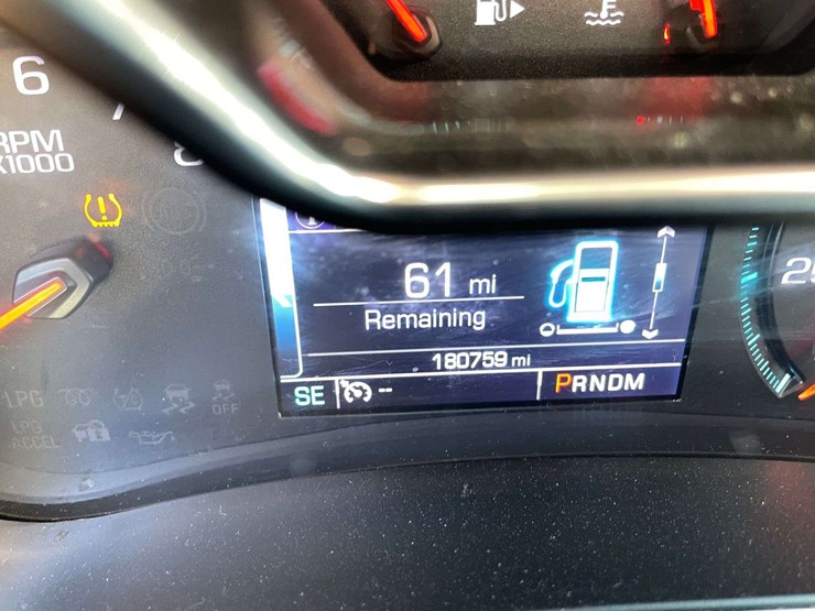 2017-chevrolet-impala-4-door-sedan-(180,759-miles)-image-26