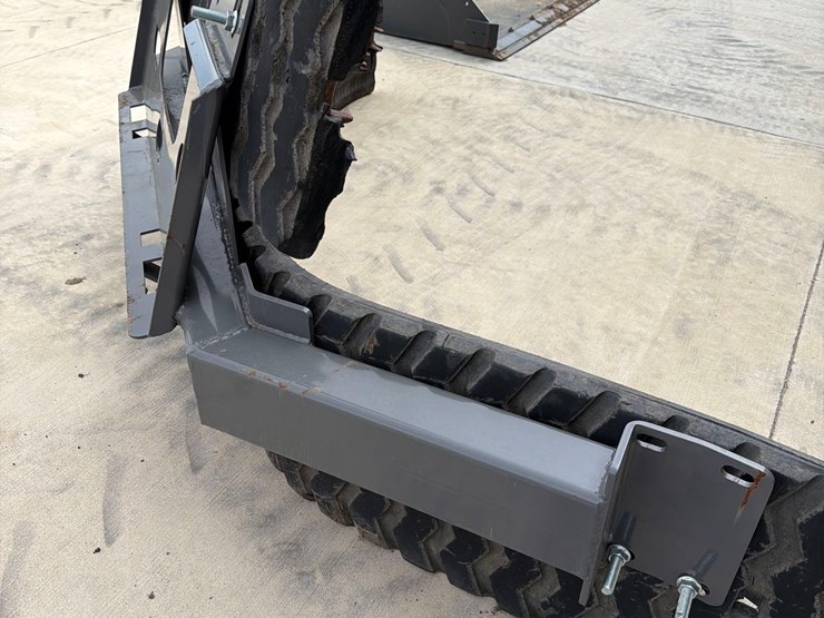terry-repair-104”-wide-skidloader-pusher----1-owner-image-7