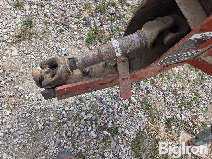 hesston-1345-image-17