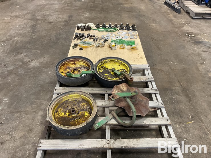 john-deere-7100-image-2