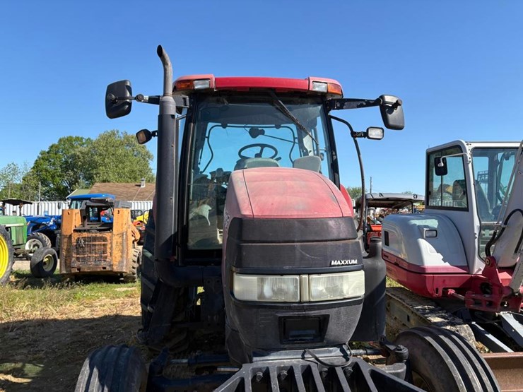 case-mxu125-tractor-image-7