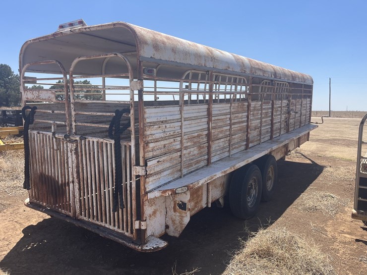 1995-gooseneck-6'8"x24'-livestock-trailer-image-7