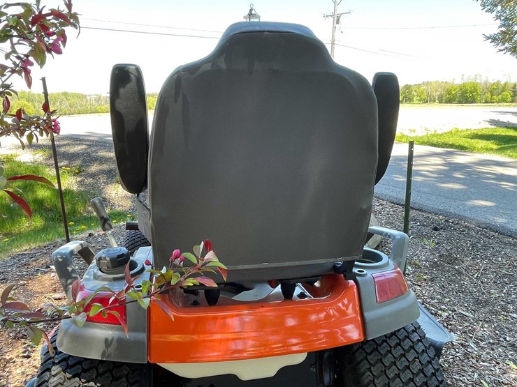 #6929-•-new-husqvarna-riding-lawn-mower-image-29