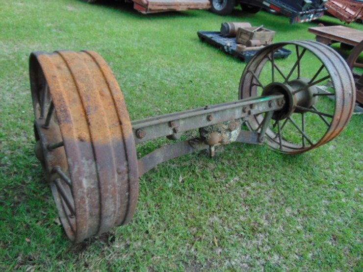 10"-x-36"-steel-wheel-on-77"-steering-axle-image-1