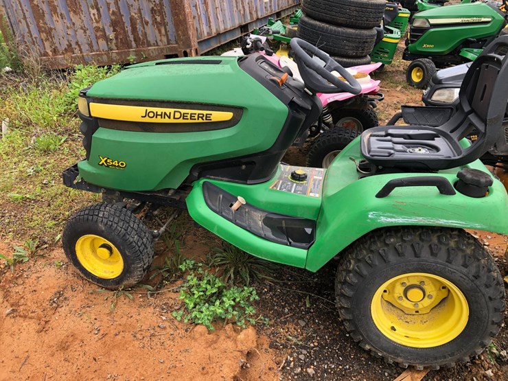 john-deere-x540-image-2