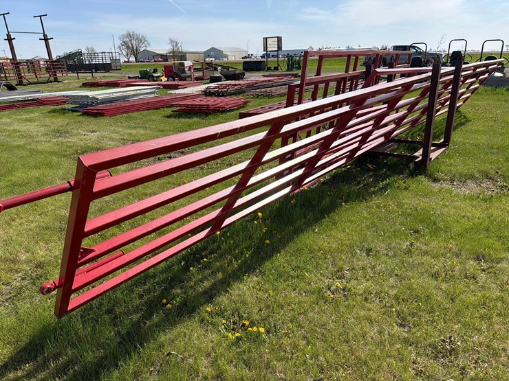 7-various-sized-gates-image-10