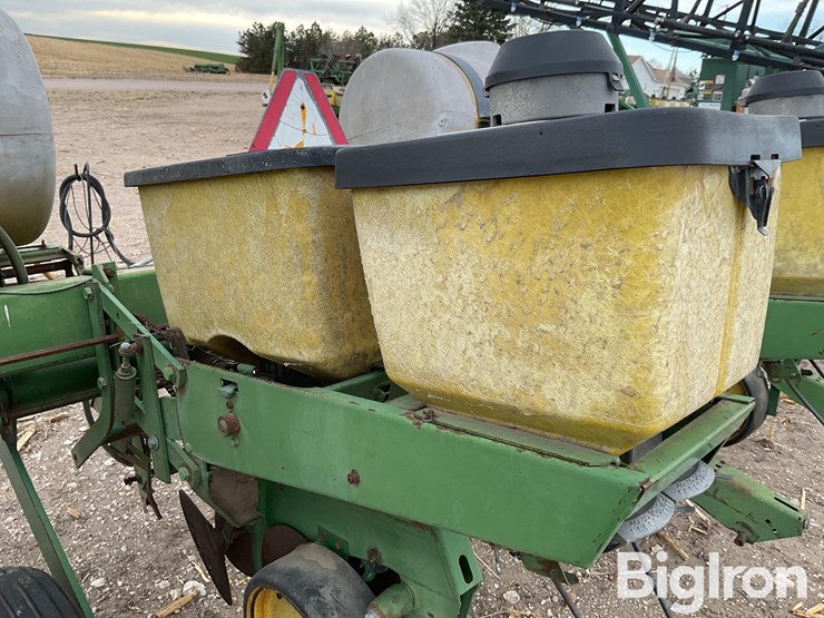 john-deere-7000-image-18
