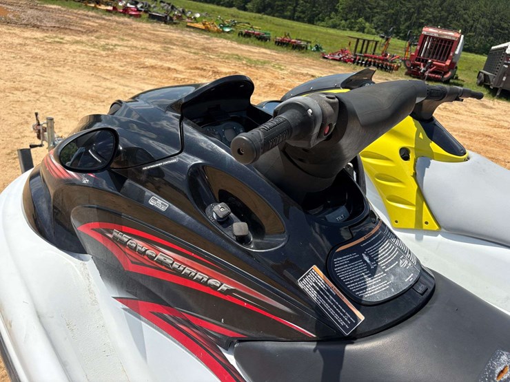 (2)-yamaha-jet-skis-&-trailer-image-21