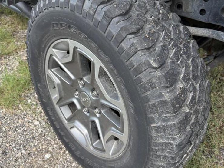 2015-jeep-wrangler-image-4