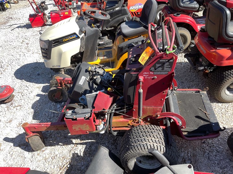 #6959-•-toro-grand-stand-stand-mower-image-1