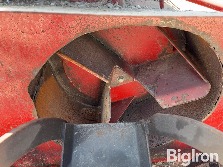 schweiss-96-8'-snow-blower-image-18