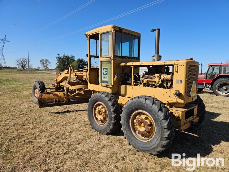 1964-caterpillar-120-image-7