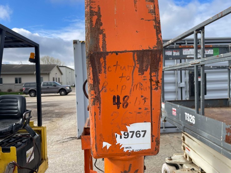 #9000-•-forklift-aerial-lift-bucket-(o7)-image-5